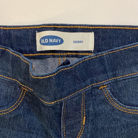Old Navy Pull-On Skinny Dark Wash Jeans Kids size 6/7 - Picture 2 of 6